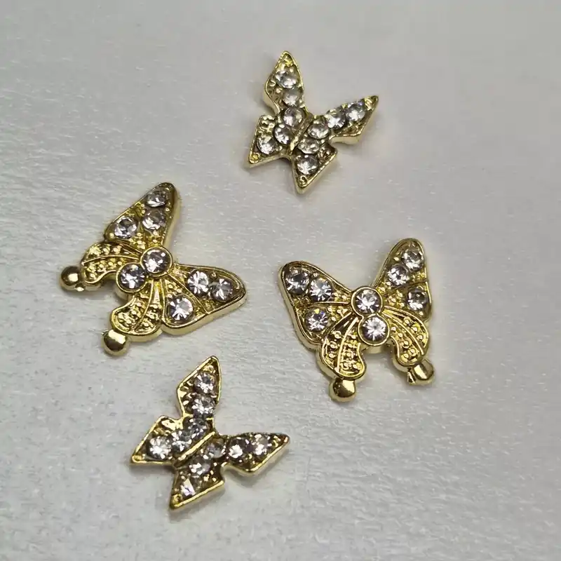 Y2K Charm - 3D Körömdísz - Mini Pillangó Gyors kiszállítás