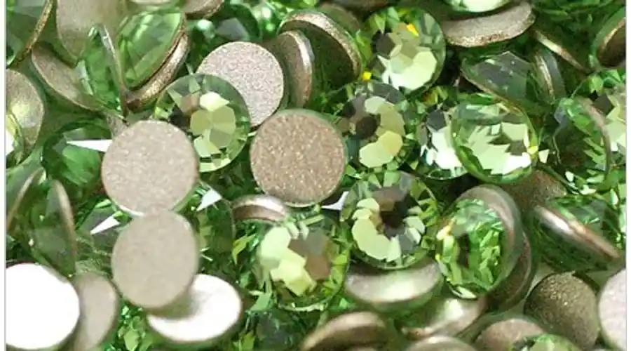 Kedvezmény Preciosa Strasszkő peridot - világoszöld ss9 50 db