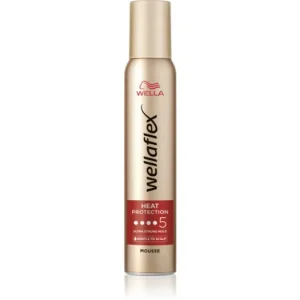 Árengedmény WellaWellaflex Heat Protection fixáló hab a hajformázáshoz, melyhez magas hőfokot használunk