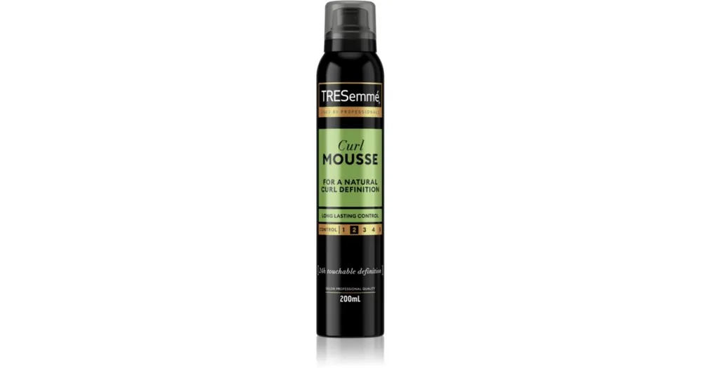 Utolsó esély TRESemméBotanique Cactus Water & Coconut hajformázó hab göndör hajra