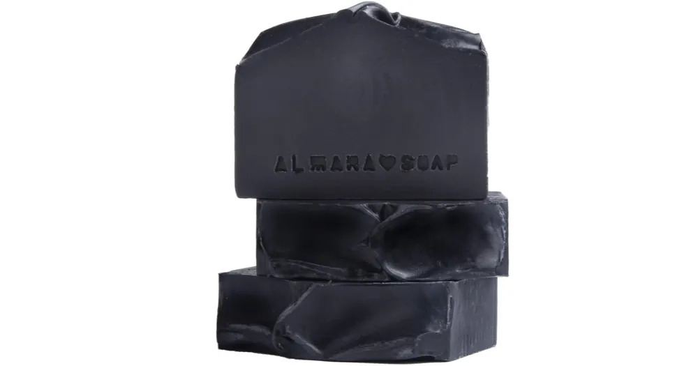 Korlátozott ajánlat Almara SoapNatural Black As My Soul természetes szilárd szappan zsíros és problémás bőrre